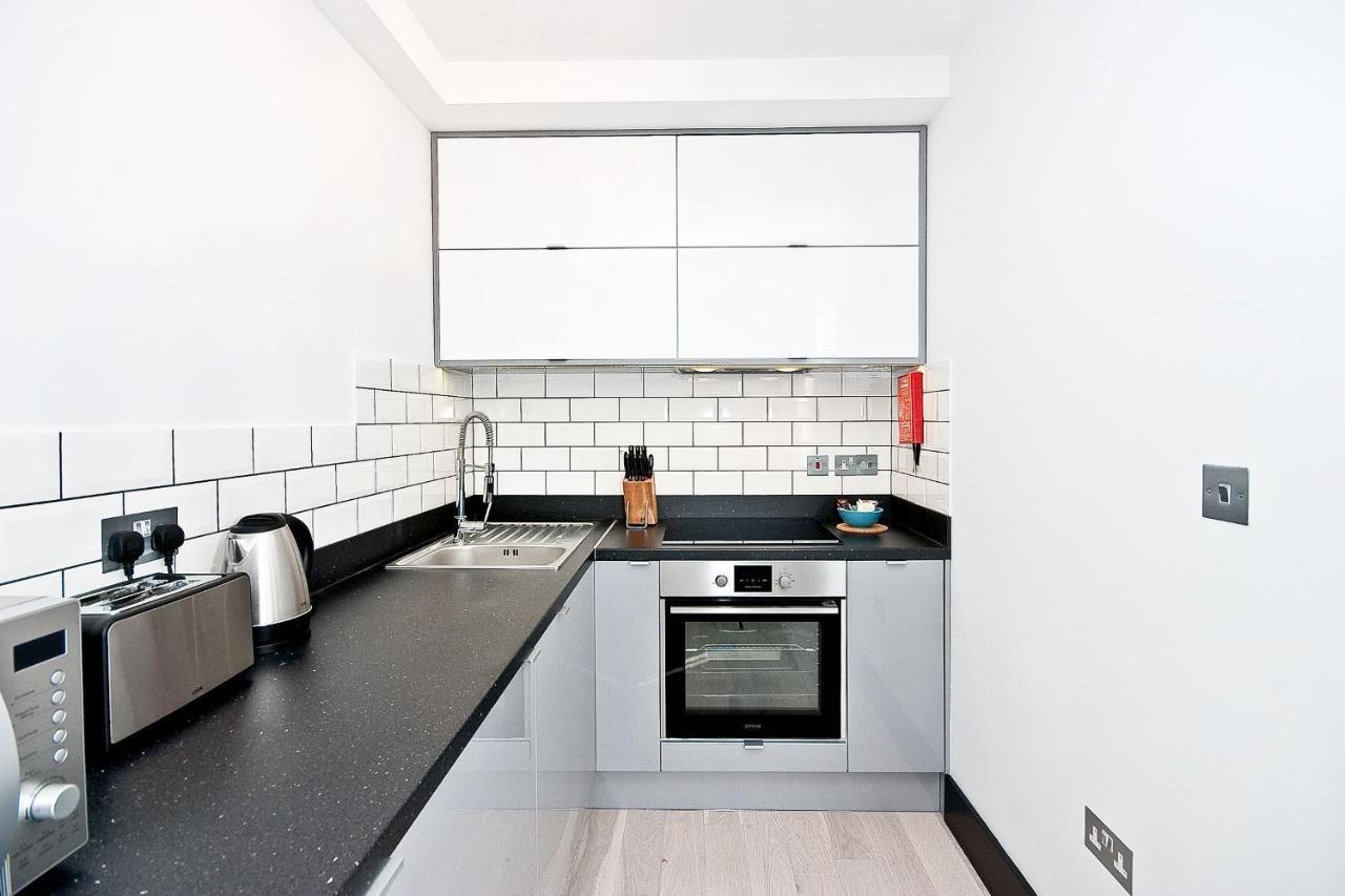 Heinze Flat 402 - One Bedroom Fourth Floor Flat By City Living London Bagian luar foto