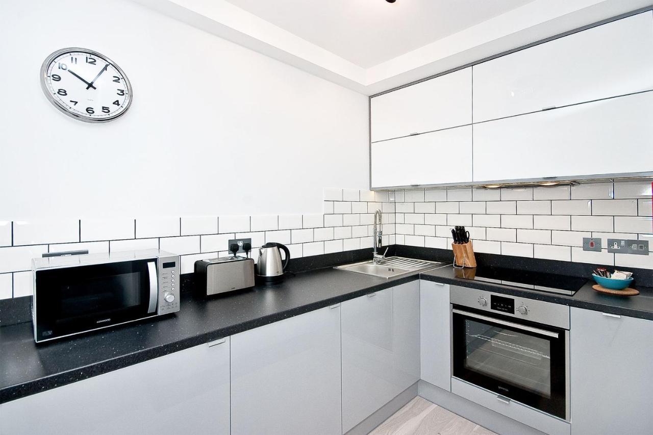 Heinze Flat 402 - One Bedroom Fourth Floor Flat By City Living London Bagian luar foto